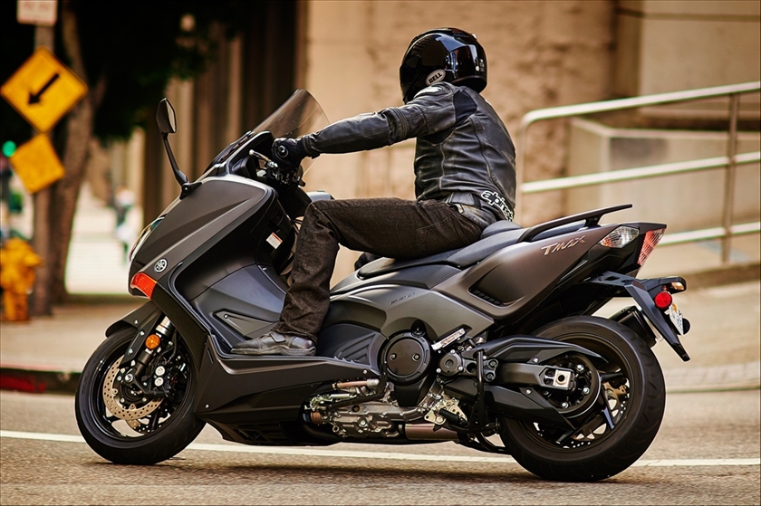 YAMAHA TMAX THE SPORTBIKE OF SCOOTERS | Guru Rider